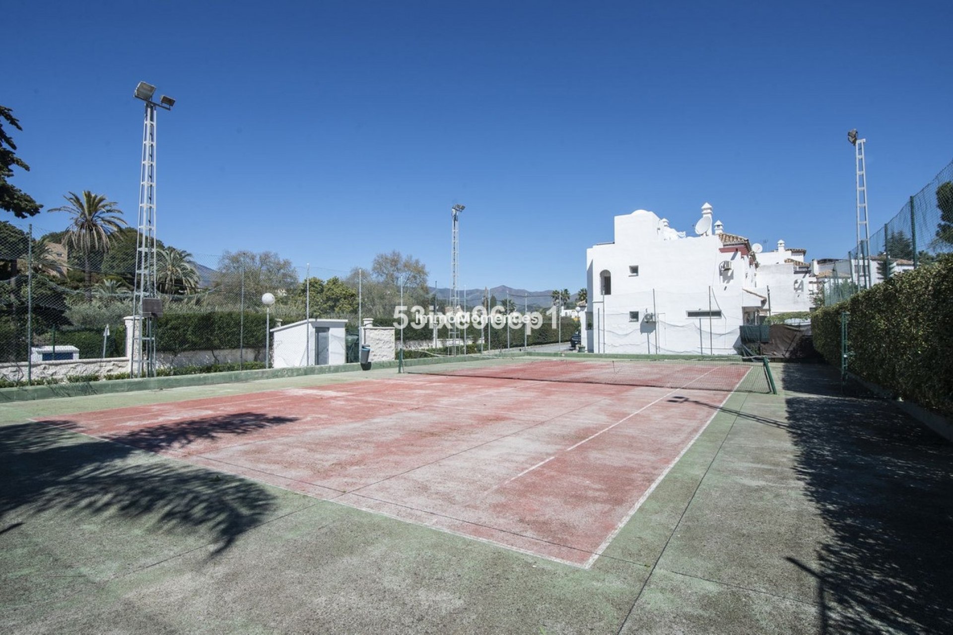 Reventa - Villa independiente - Estepona  - New Golden Mile