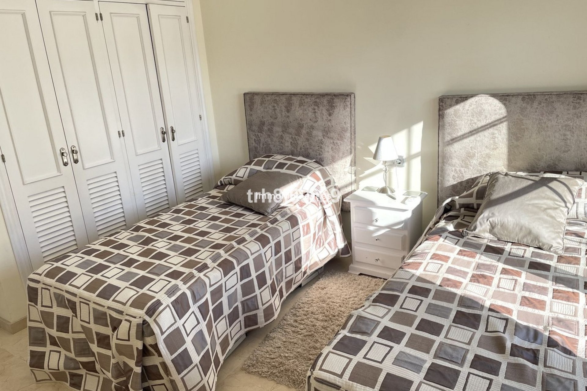Reventa - Villa independiente - Estepona  - New Golden Mile