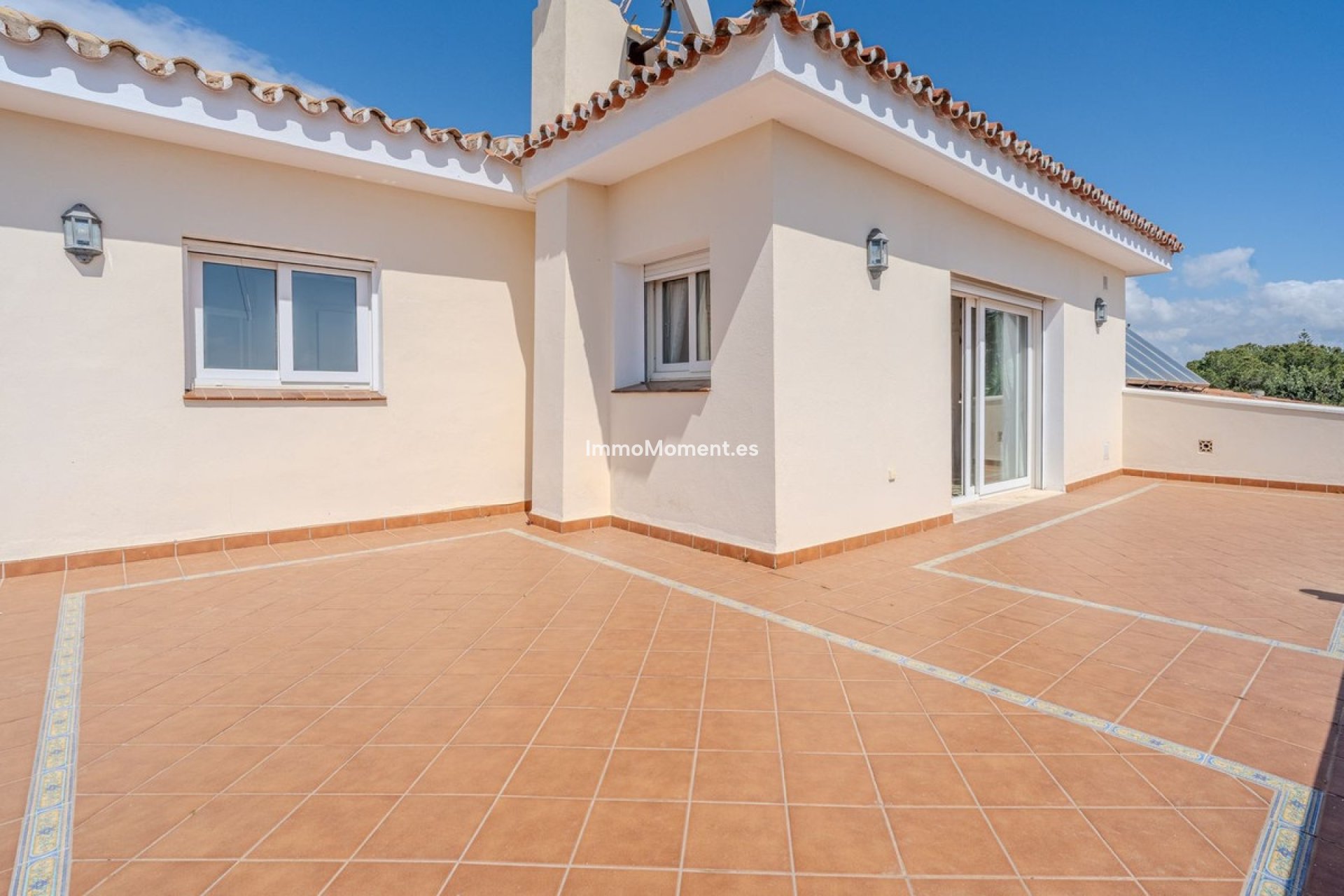 Reventa - Villa independiente - Estepona  - New Golden Mile
