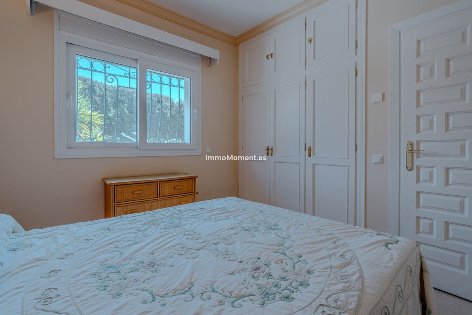 Reventa - Villa independiente - Estepona  - New Golden Mile
