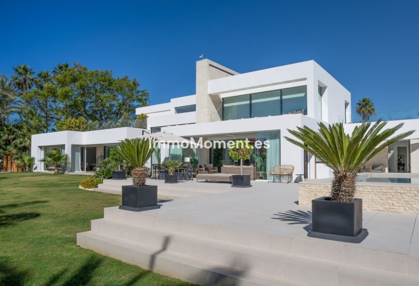 Reventa - Villa independiente - Estepona  - New Golden Mile