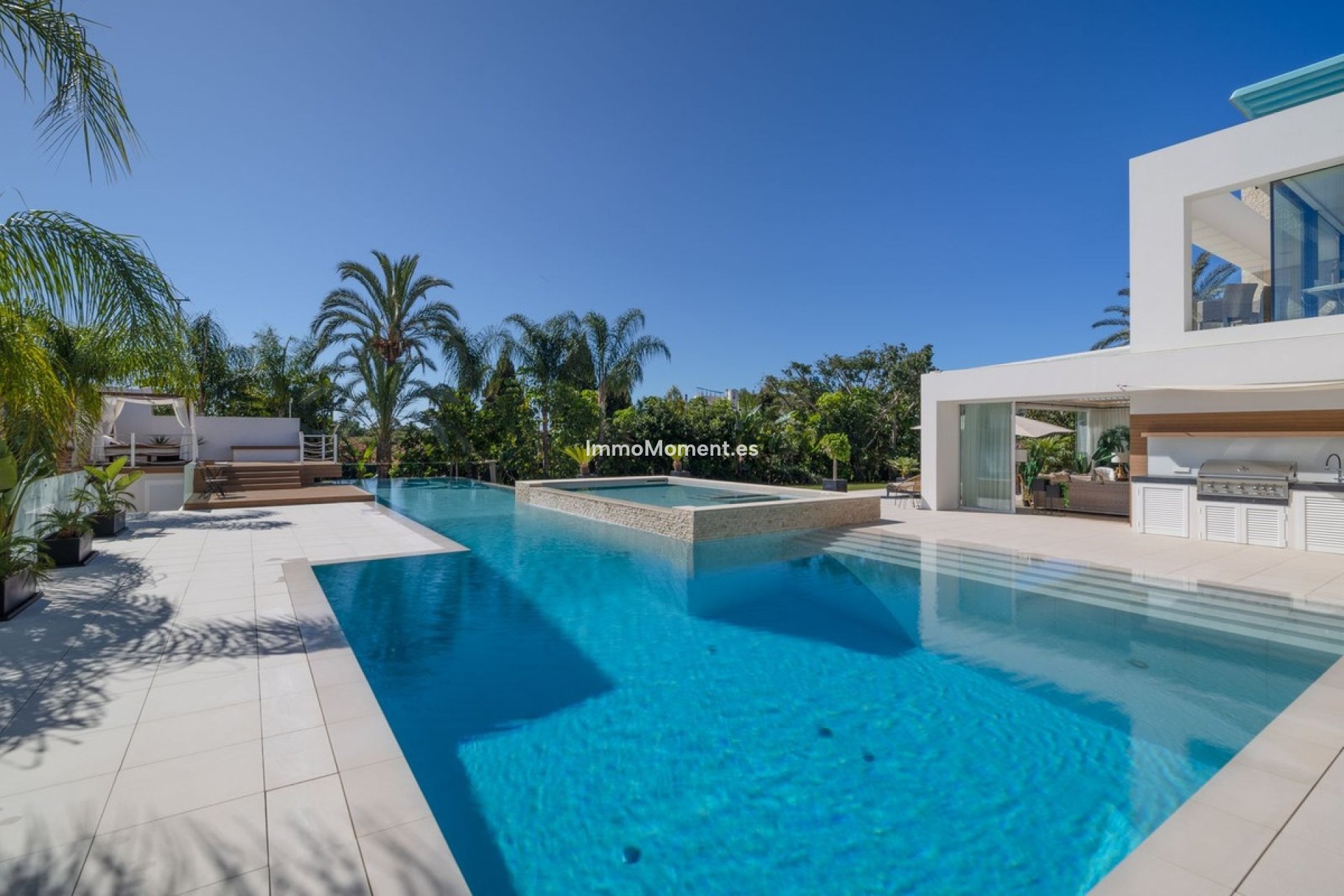 Reventa - Villa independiente - Estepona  - New Golden Mile