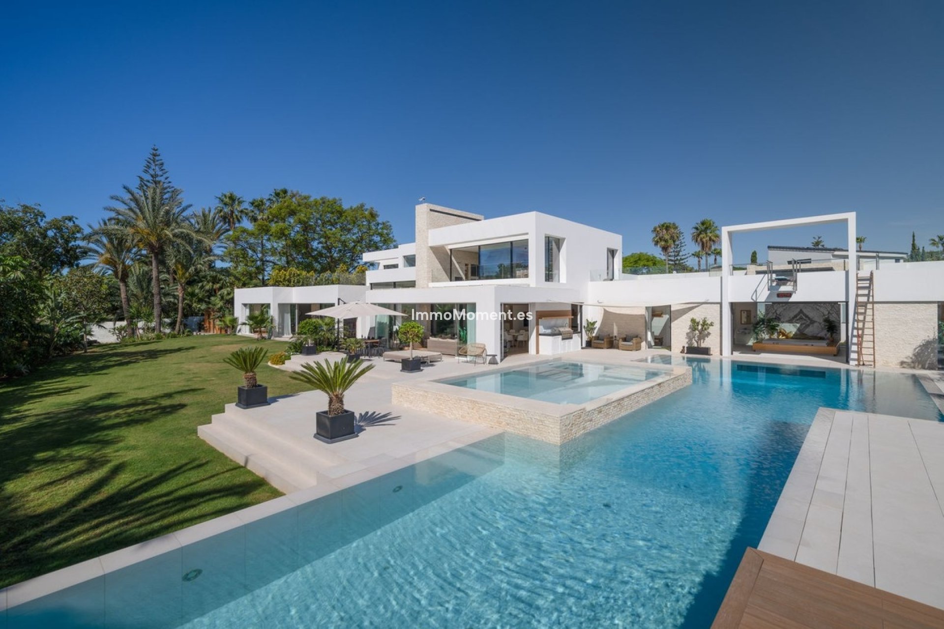 Reventa - Villa independiente - Estepona  - New Golden Mile