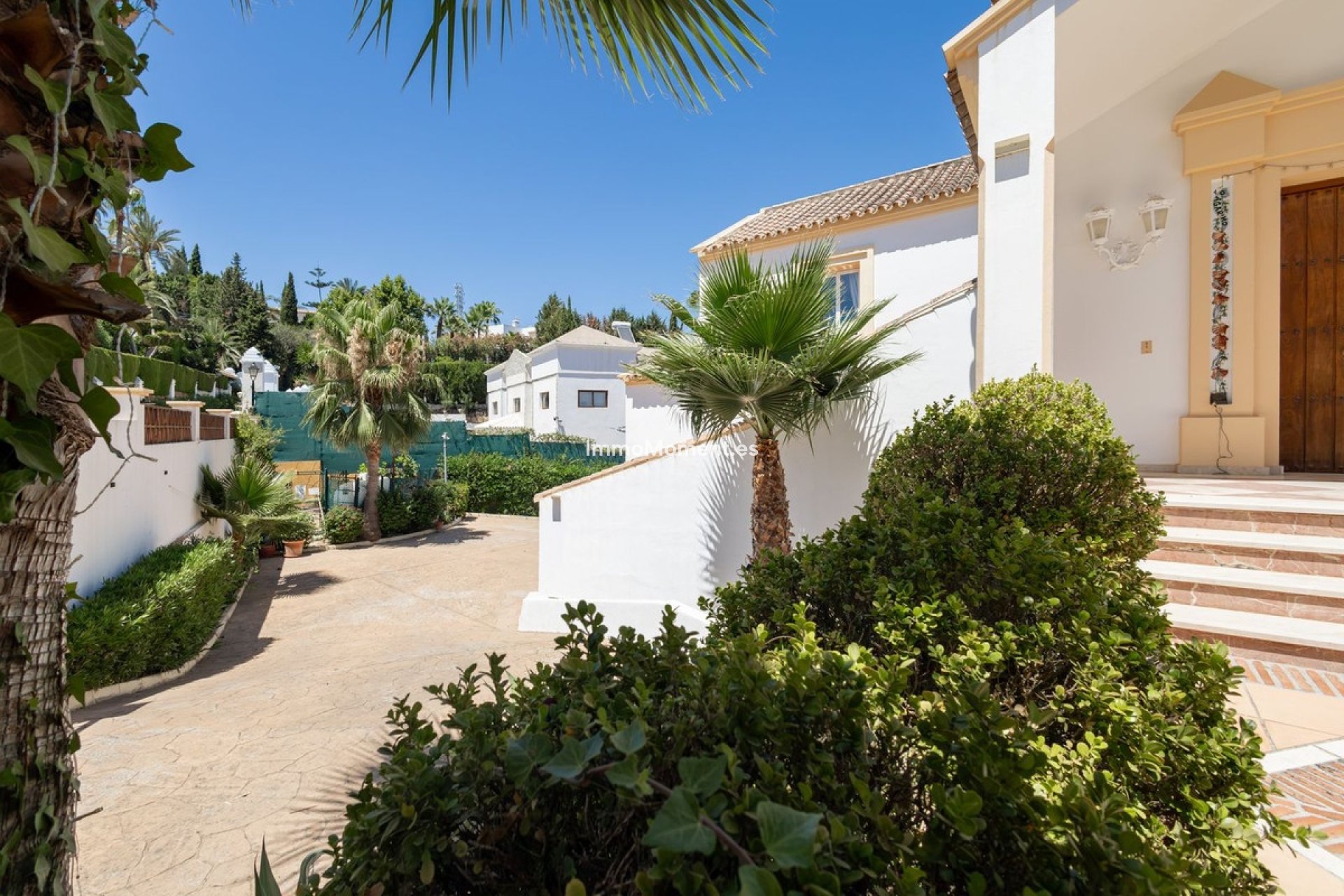 Reventa - Villa independiente - Estepona  - New Golden Mile