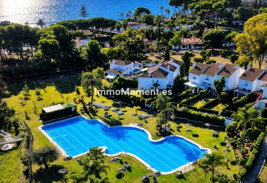 Reventa - Villa independiente - Estepona  - New Golden Mile