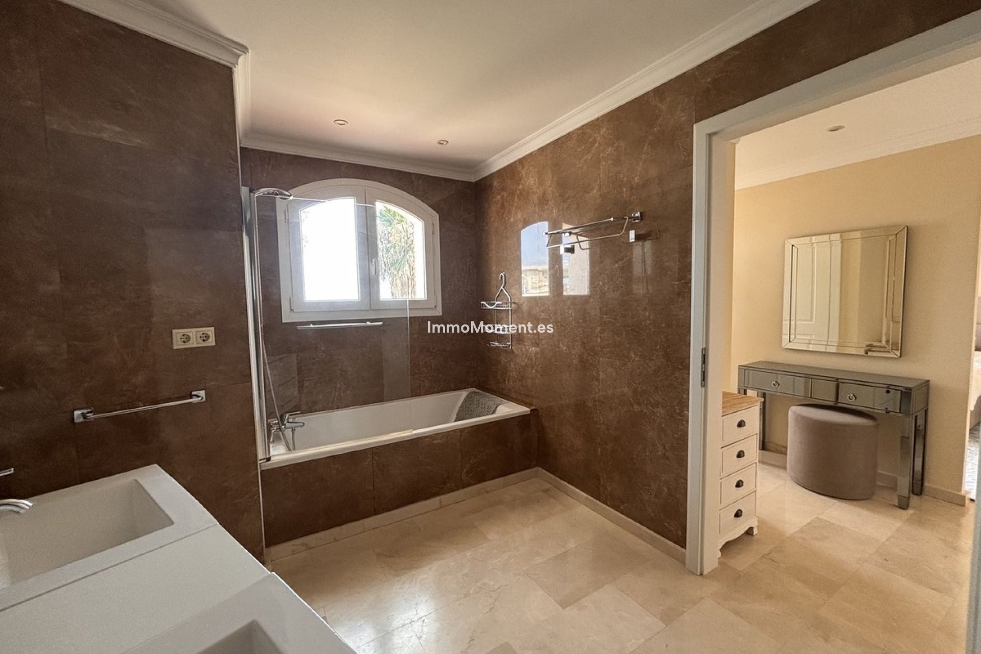 Reventa - Villa independiente - Estepona  - Selwo