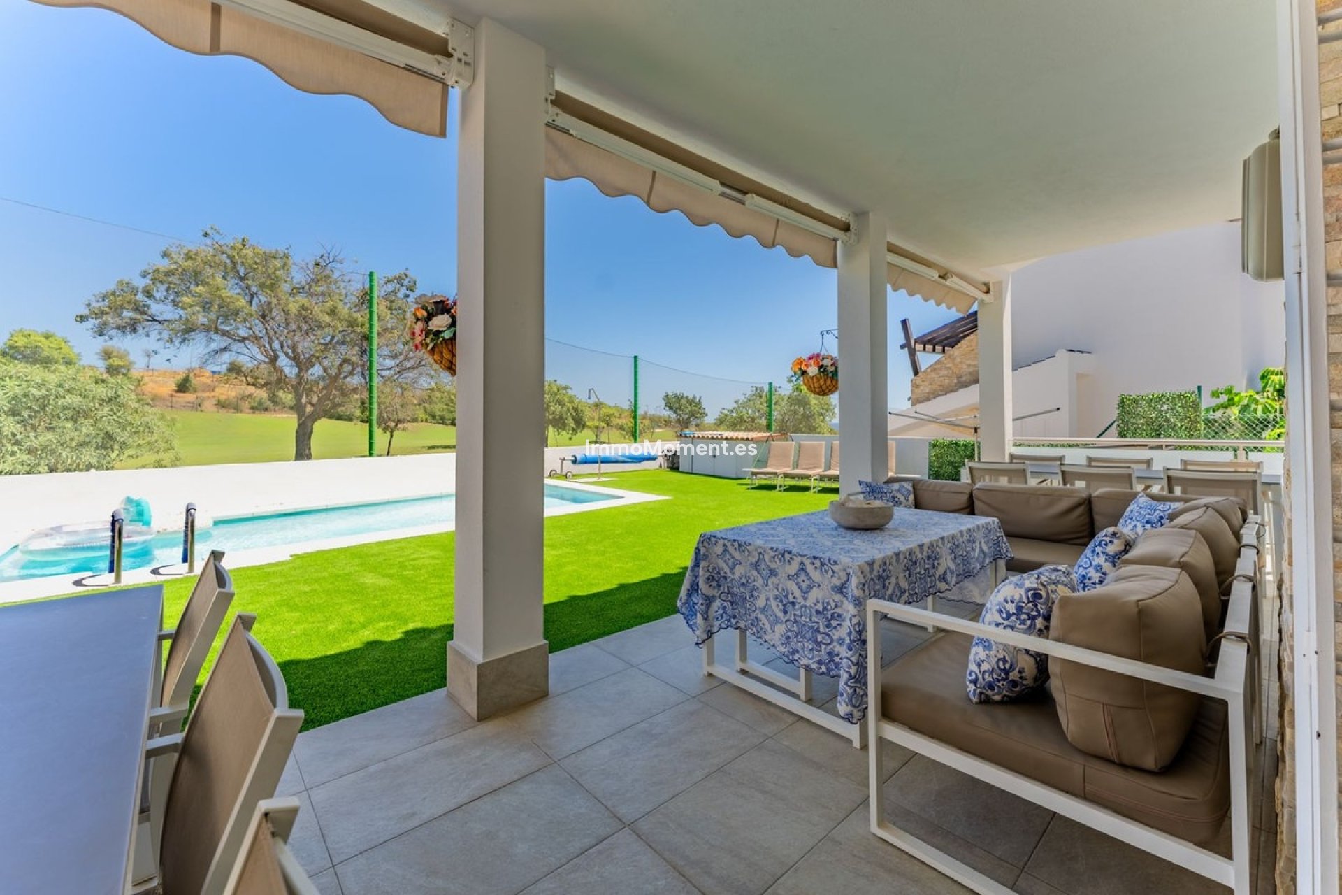 Reventa - Villa independiente - Estepona  - Valle Romano