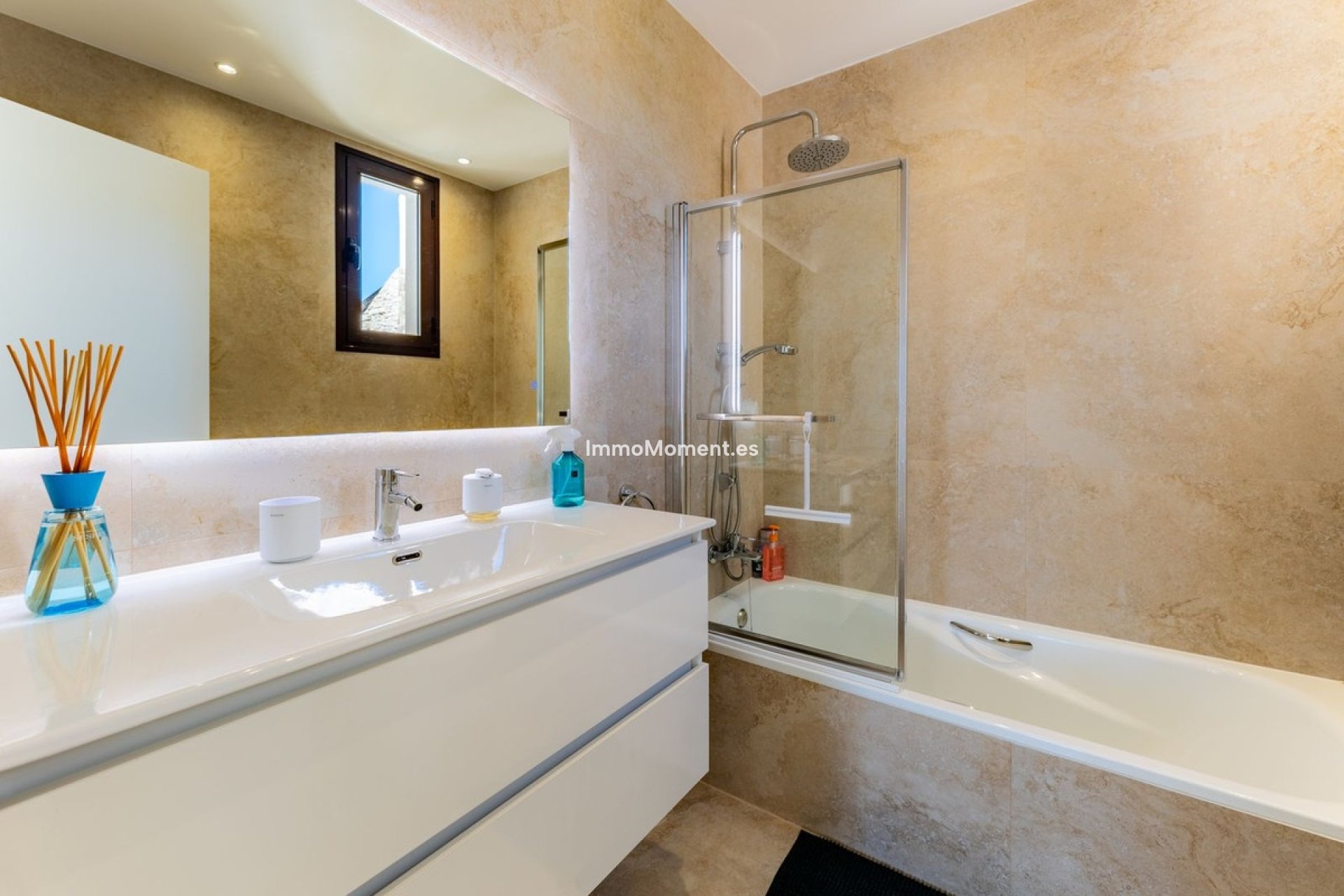 Reventa - Villa independiente - Estepona  - Valle Romano