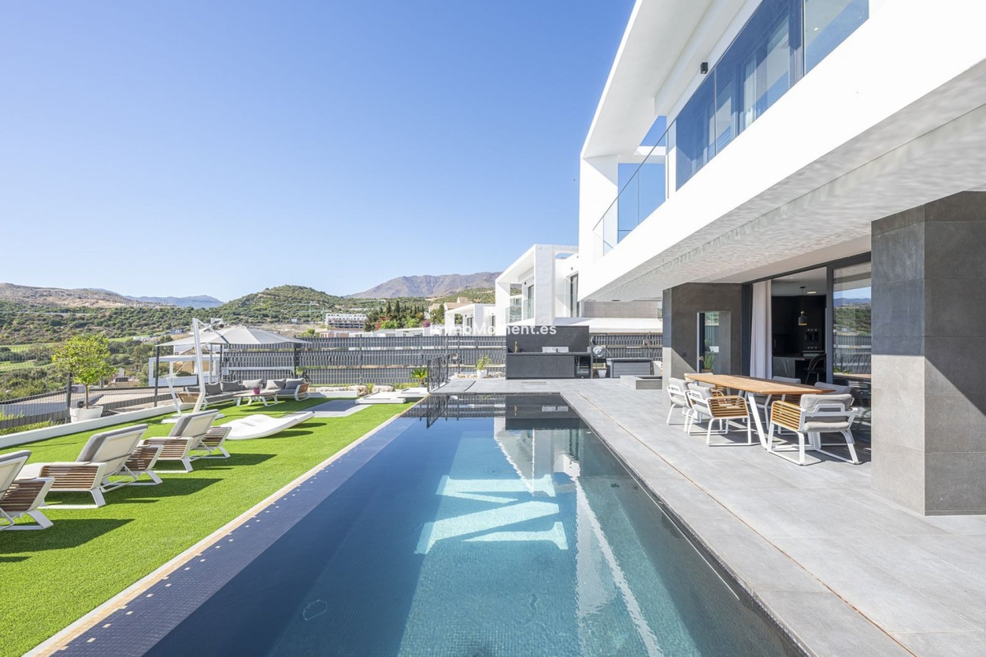 Reventa - Villa independiente - Estepona  - Valle Romano