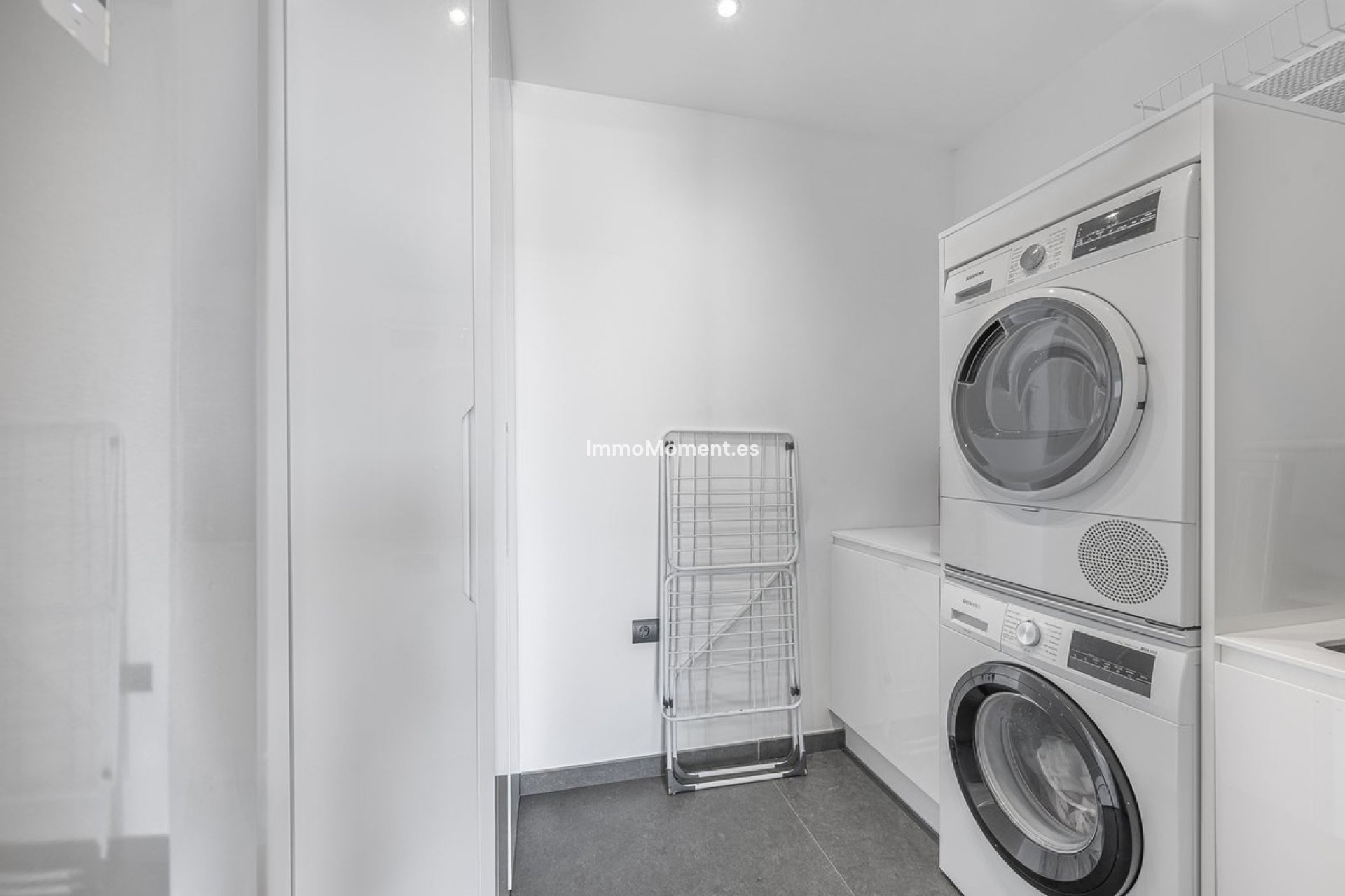 Reventa - Villa independiente - Estepona  - Valle Romano