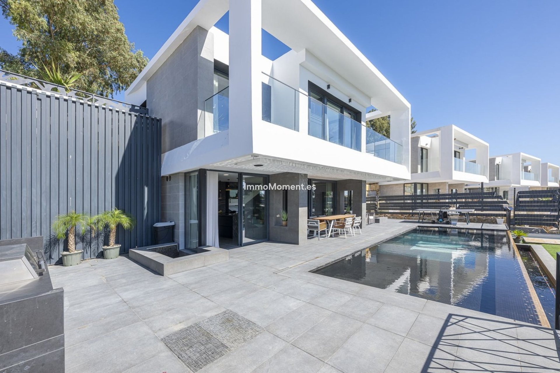 Reventa - Villa independiente - Estepona  - Valle Romano