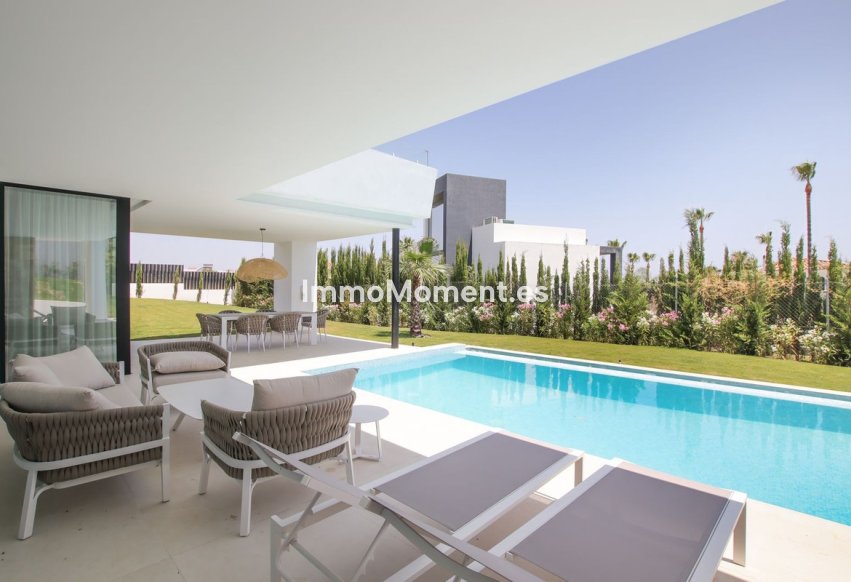 Reventa - Villa independiente - Estepona  - Valle Romano