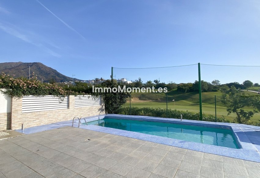 Reventa - Villa independiente - Estepona  - Valle Romano