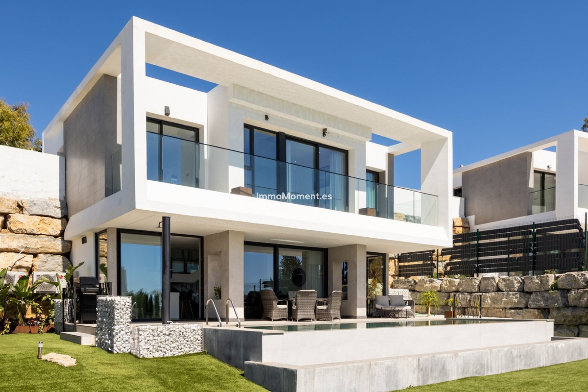 Reventa - Villa independiente - Estepona  - Valle Romano