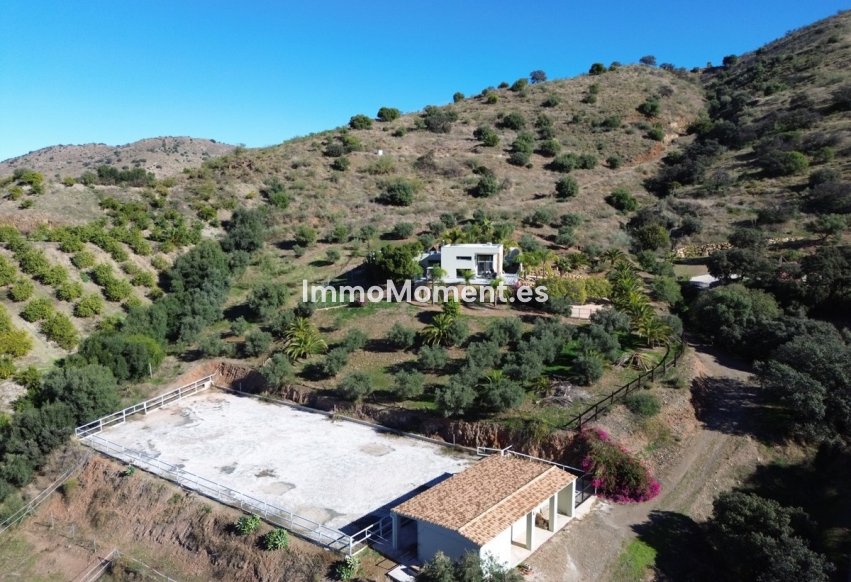 Reventa - Villa independiente - Interior  - Alora