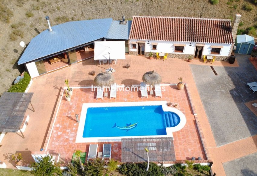 Reventa - Villa independiente - Interior  - Alora