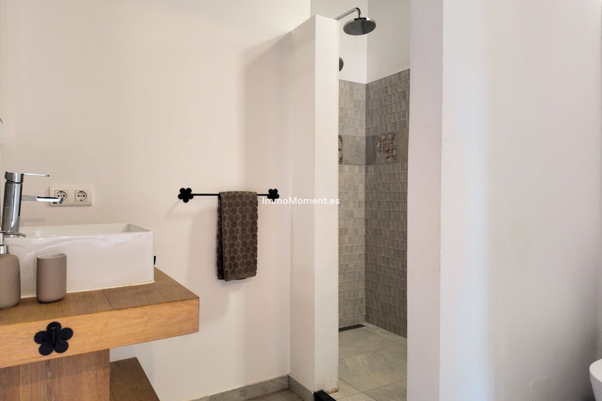 Reventa - Villa independiente - Interior  - Alora