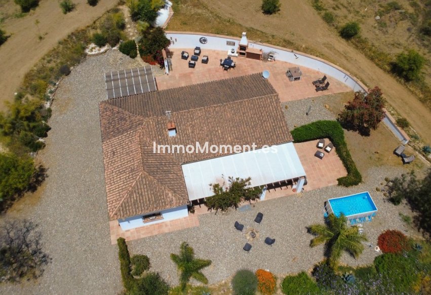 Reventa - Villa independiente - Interior  - Alora