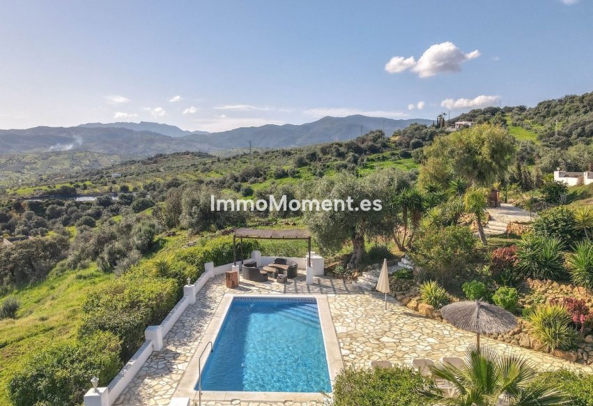 Reventa - Villa independiente - Interior  - Alozaina