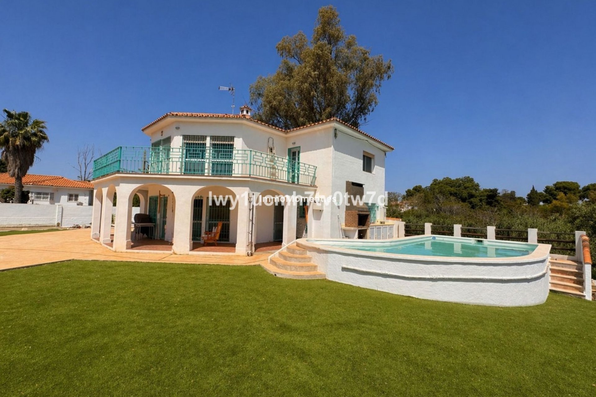 Reventa - Villa independiente - Interior  - Churriana