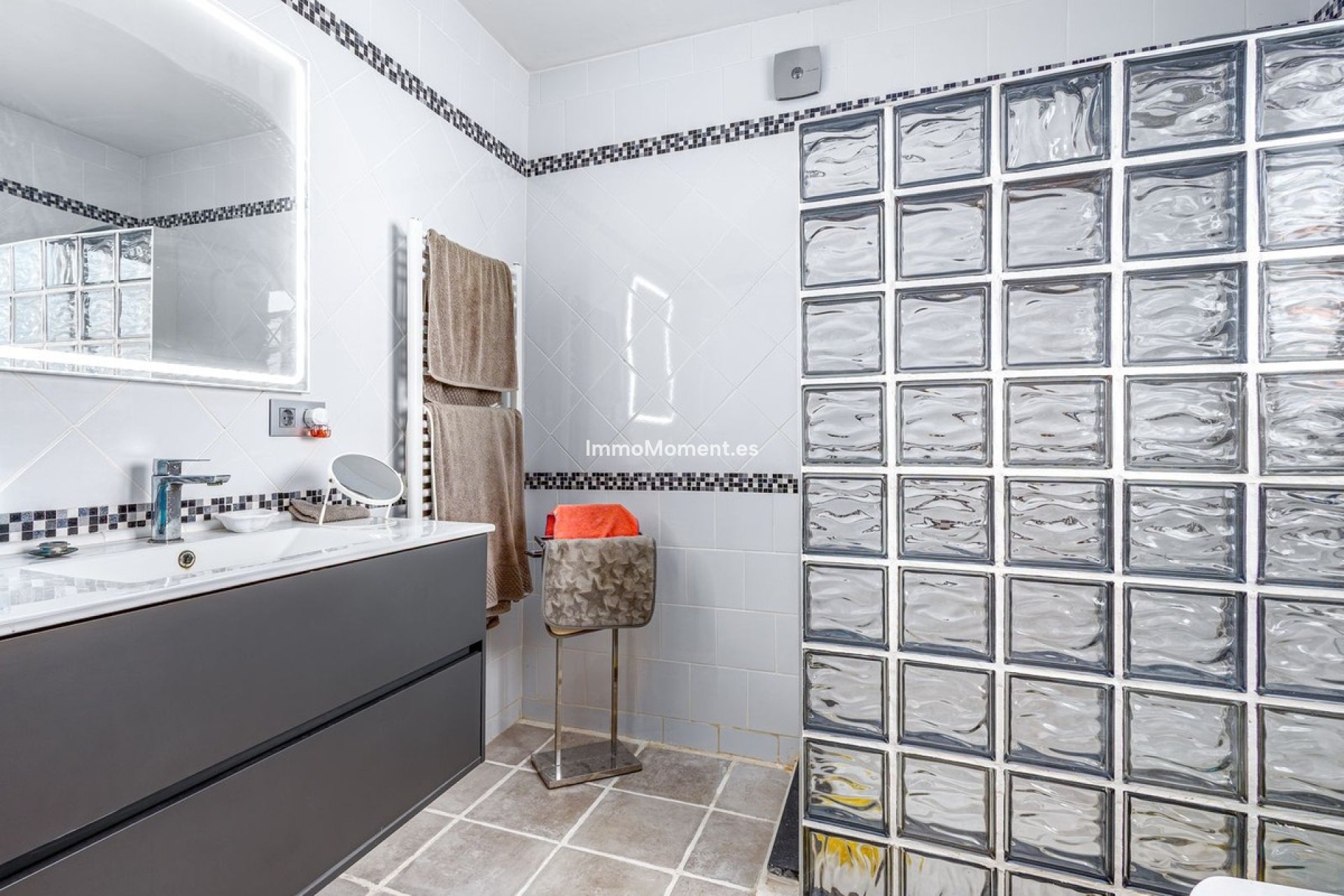 Reventa - Villa independiente - Interior  - Coín