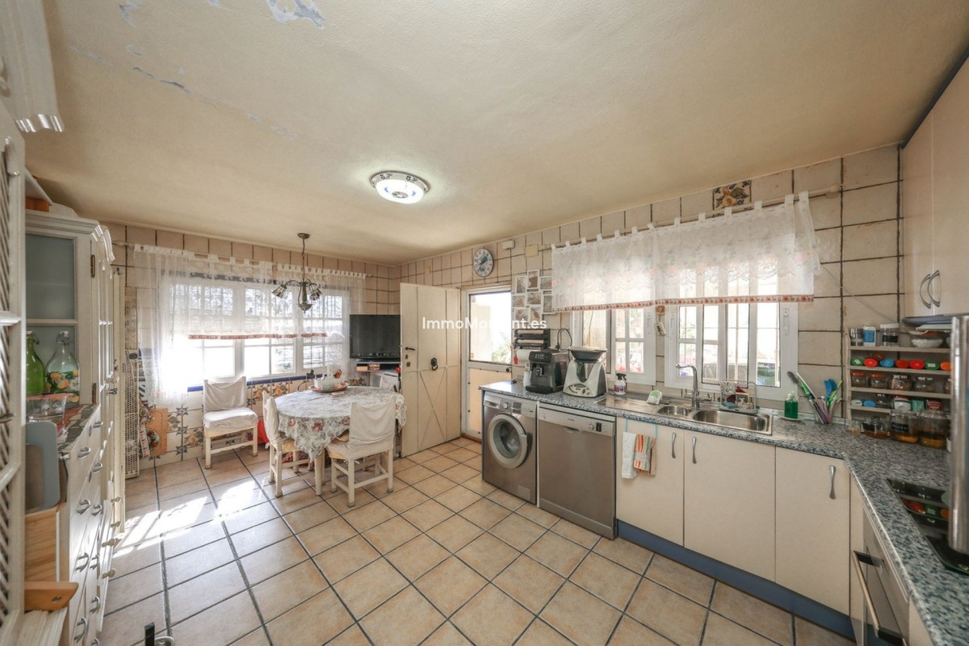 Reventa - Villa independiente - Interior  - Estacion de Cartama