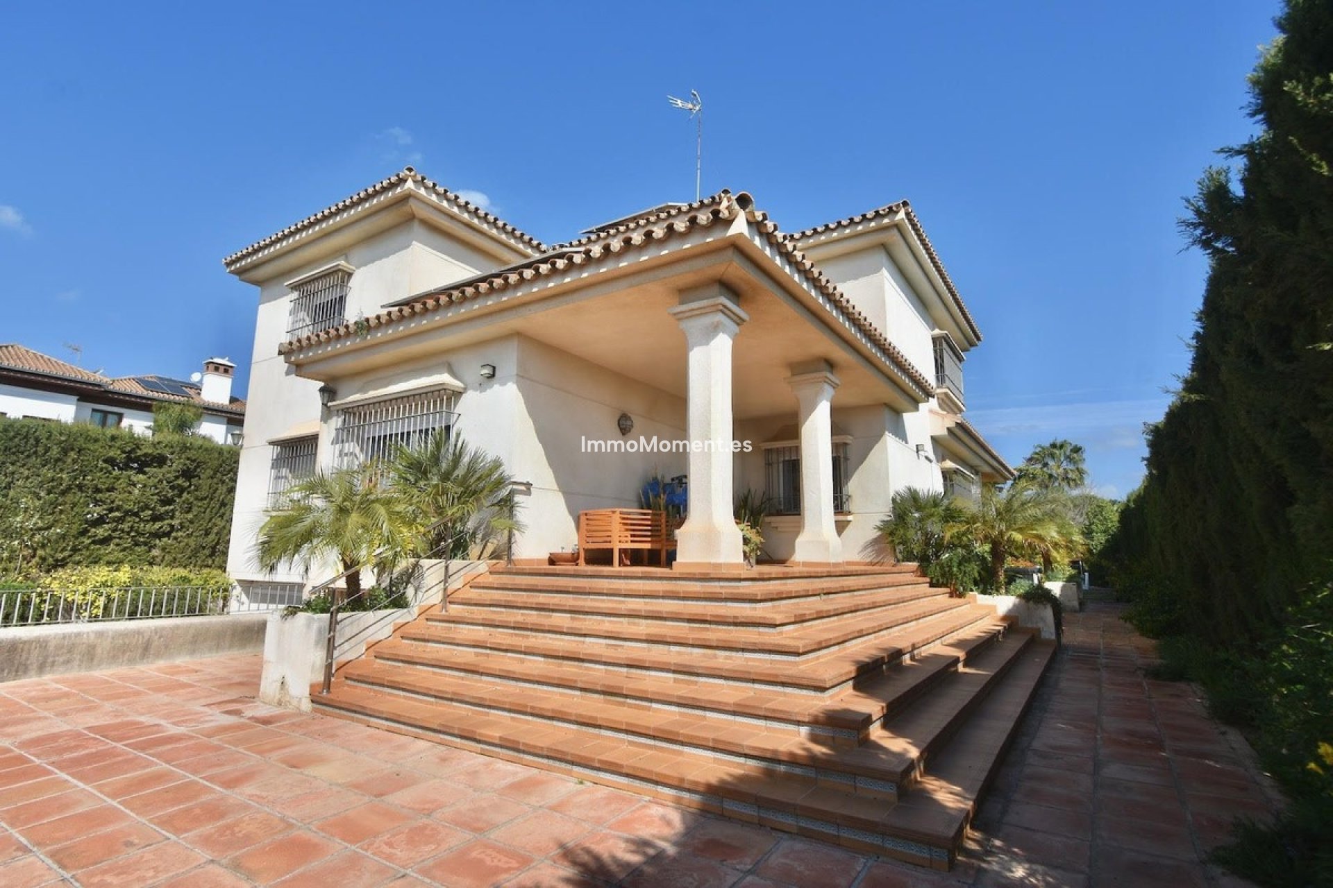 Reventa - Villa independiente - Interior  - Estacion de Cartama