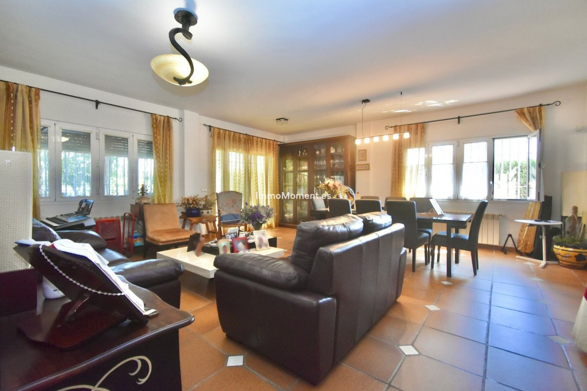 Reventa - Villa independiente - Interior  - Estacion de Cartama