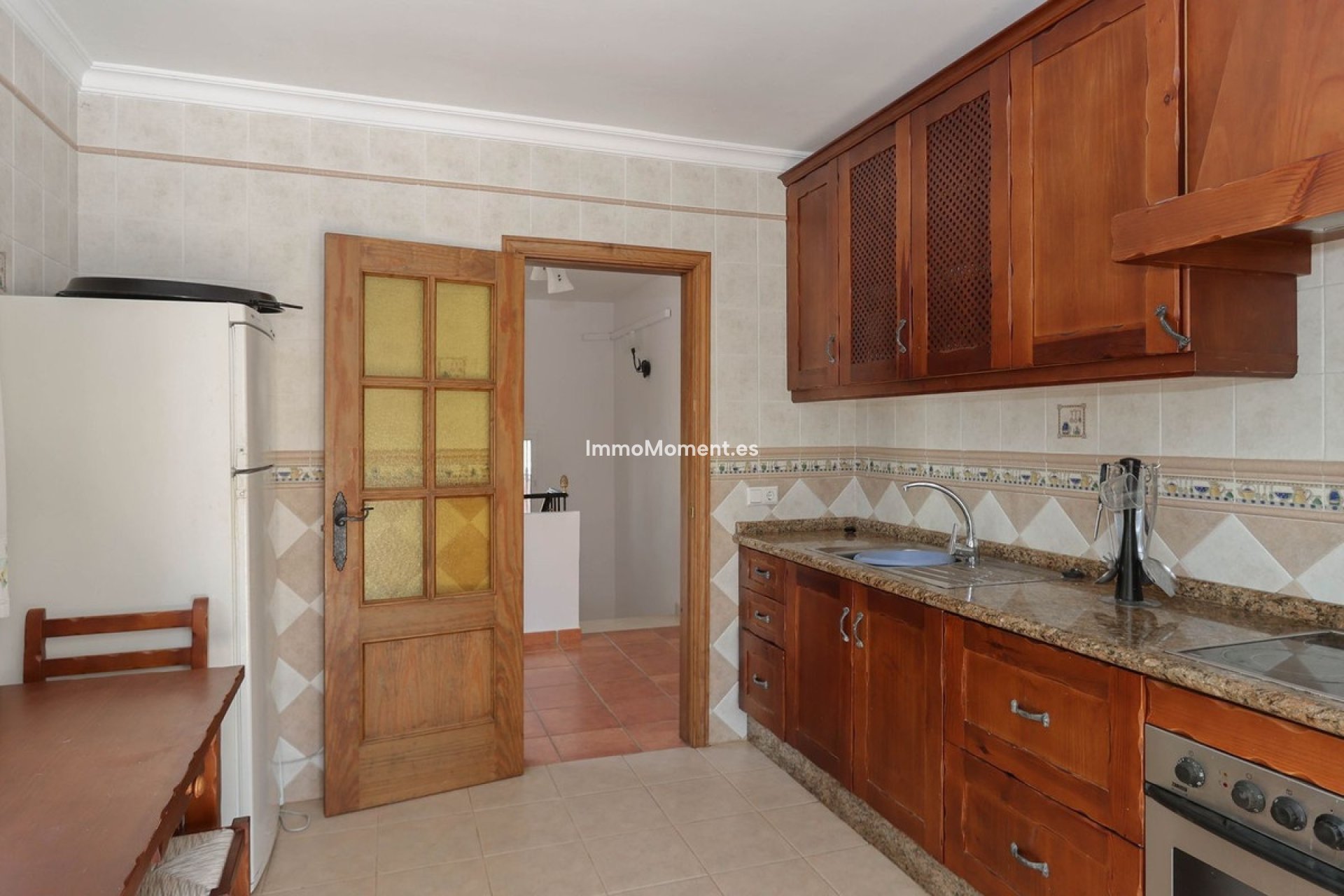 Reventa - Villa independiente - Interior  - Guaro