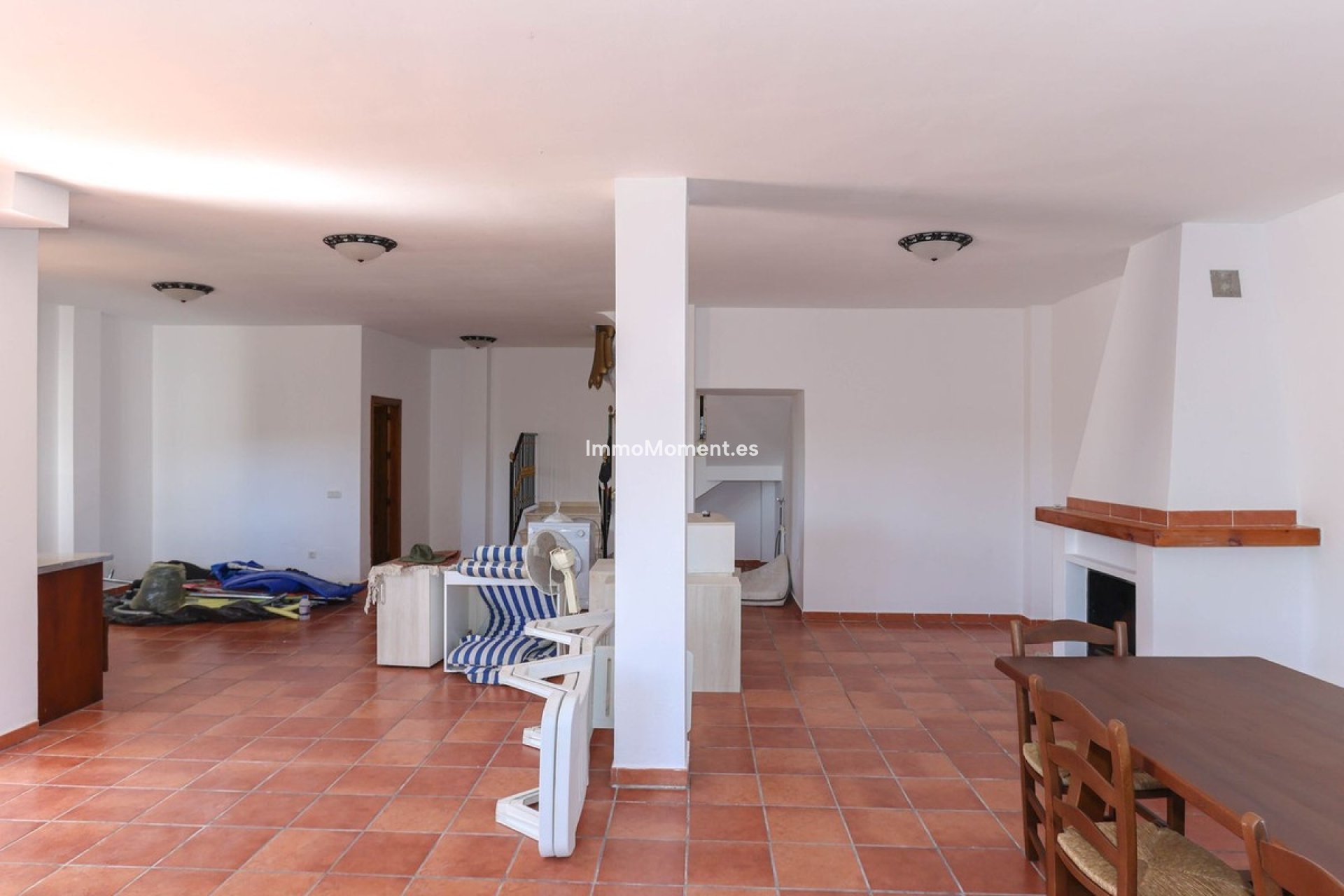 Reventa - Villa independiente - Interior  - Guaro