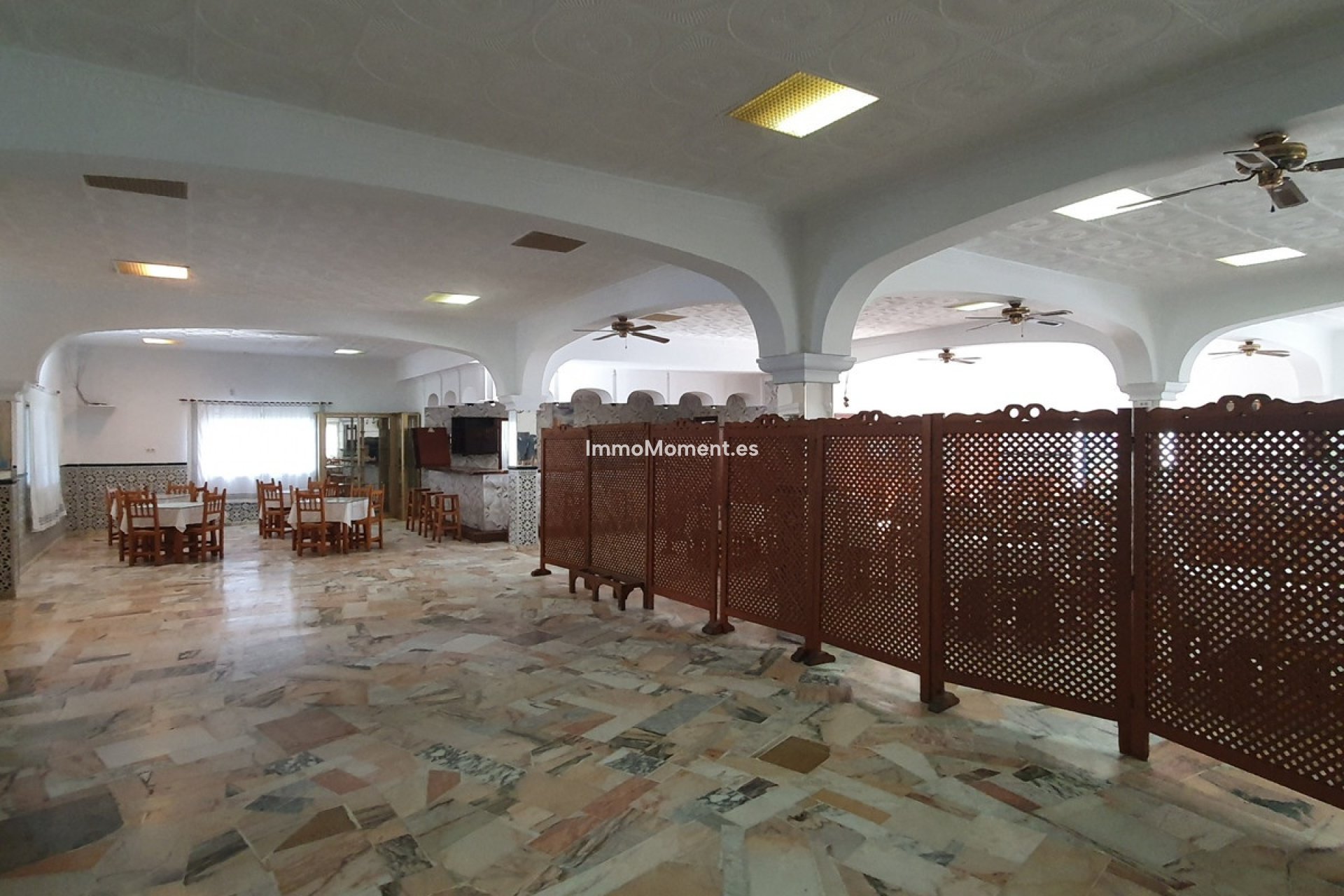 Reventa - Villa independiente - Interior  - Guaro