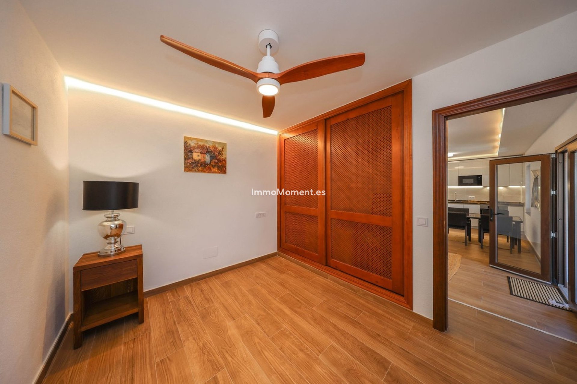 Reventa - Villa independiente - Interior  - Guaro