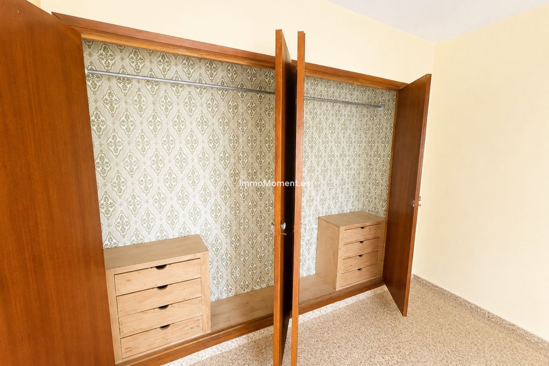 Reventa - Villa independiente - Interior  - Pizarra
