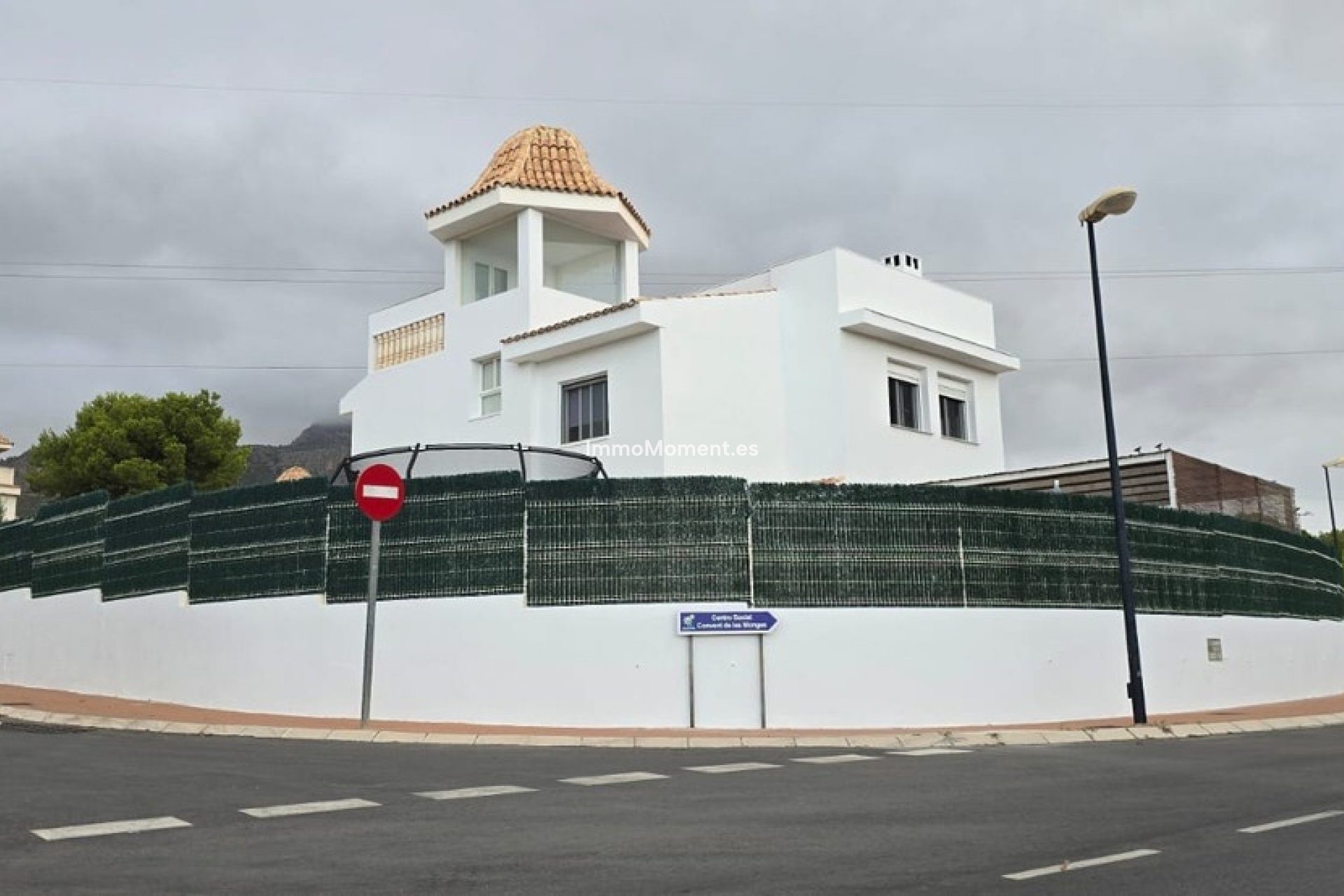Reventa - Villa independiente - La Nucía - La Nucia Centro
