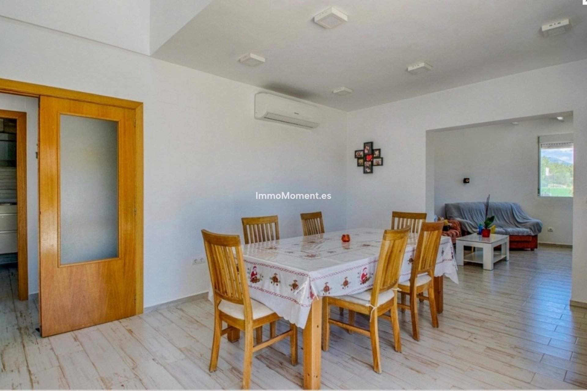 Reventa - Villa independiente - La Nucía - La Nucia Centro