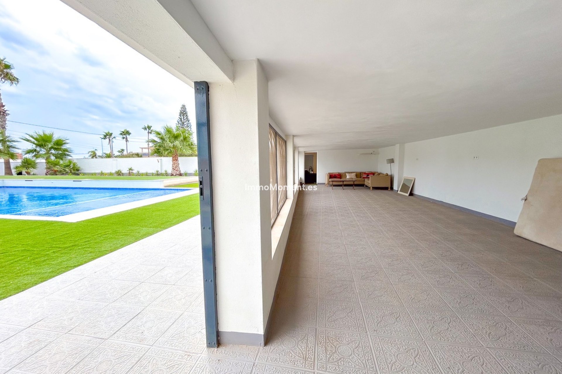 Reventa - Villa independiente - Los Montesinos - Los Montesinos Centro