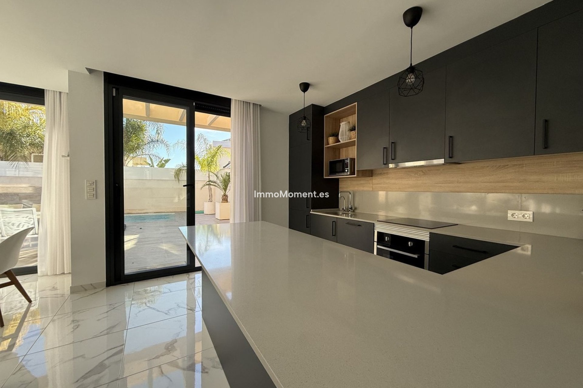 Reventa - Villa independiente - Los Montesinos - Los Montesinos Centro