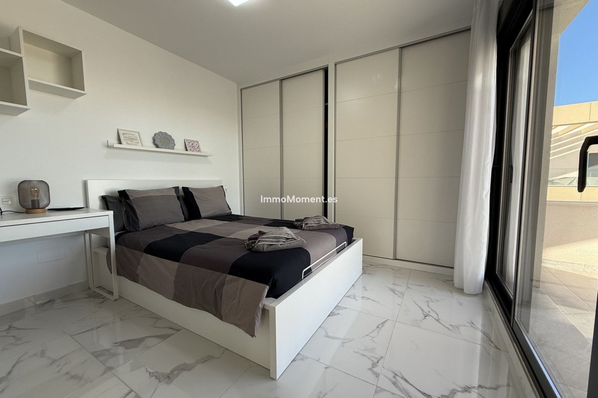 Reventa - Villa independiente - Los Montesinos - Los Montesinos Centro