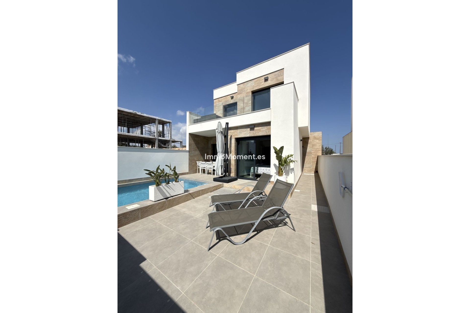 Reventa - Villa independiente - Los Montesinos - Los Montesinos Centro