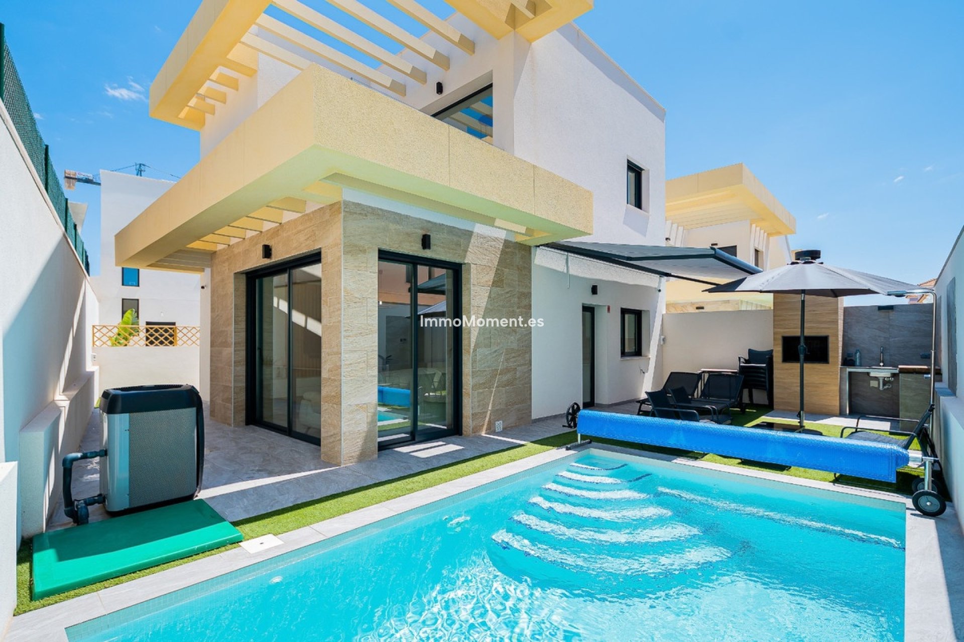Reventa - Villa independiente - Los Montesinos - Los Montesinos Centro