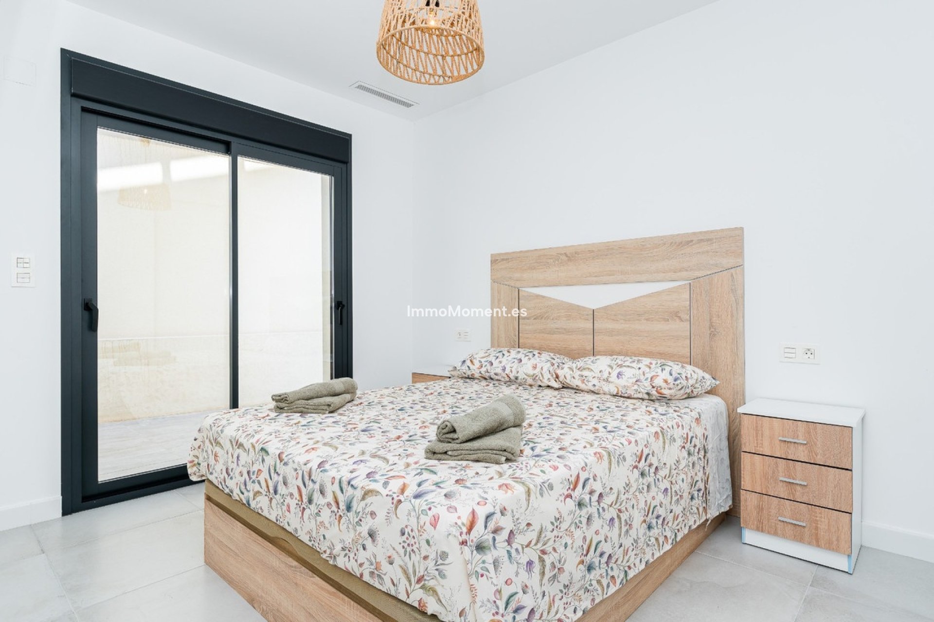 Reventa - Villa independiente - Los Montesinos - Los Montesinos Centro