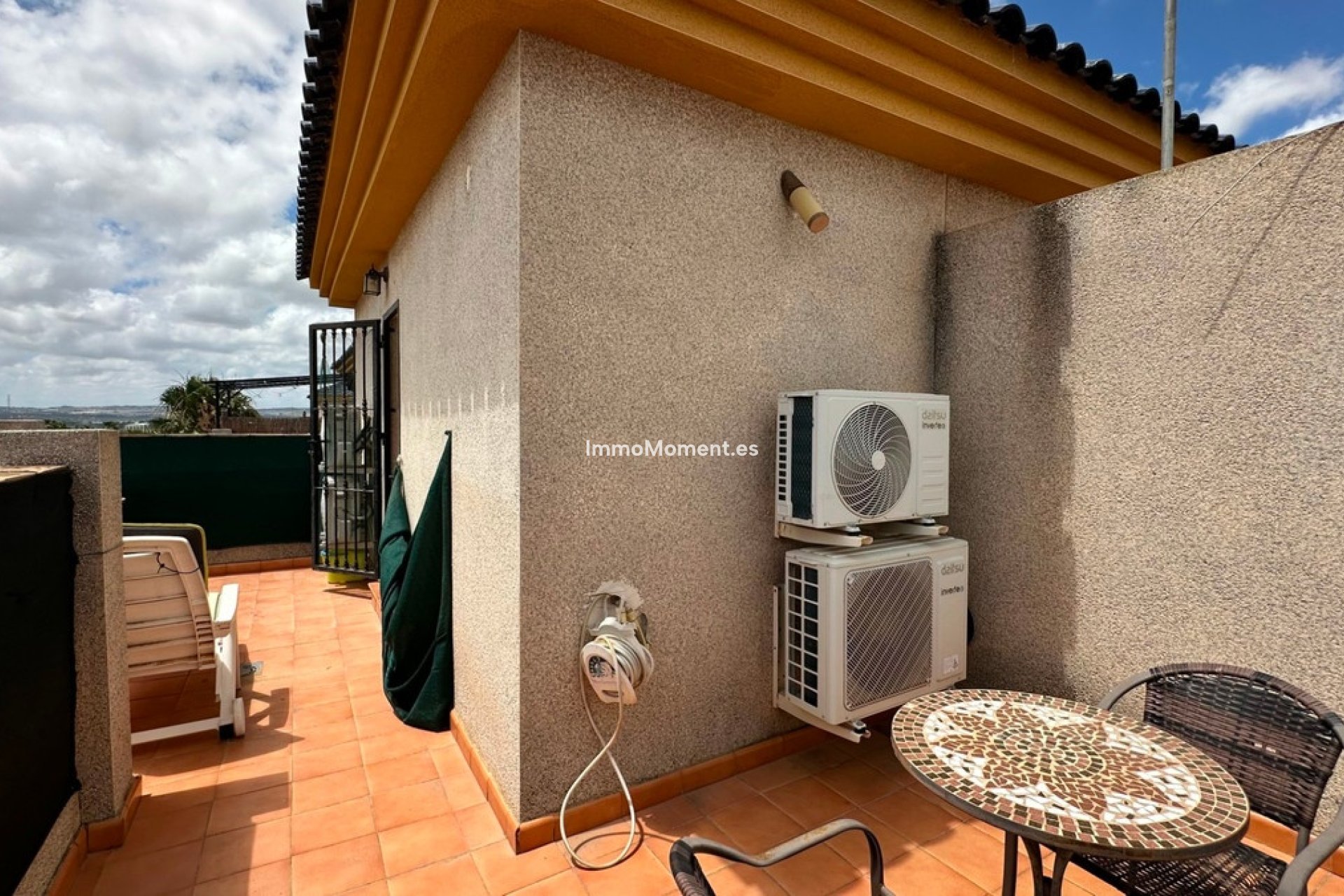 Reventa - Villa independiente - Los Montesinos - Los Montesinos Centro