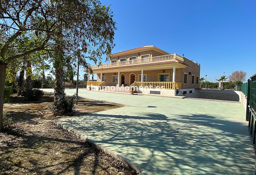 Reventa - Villa independiente - Los Montesinos