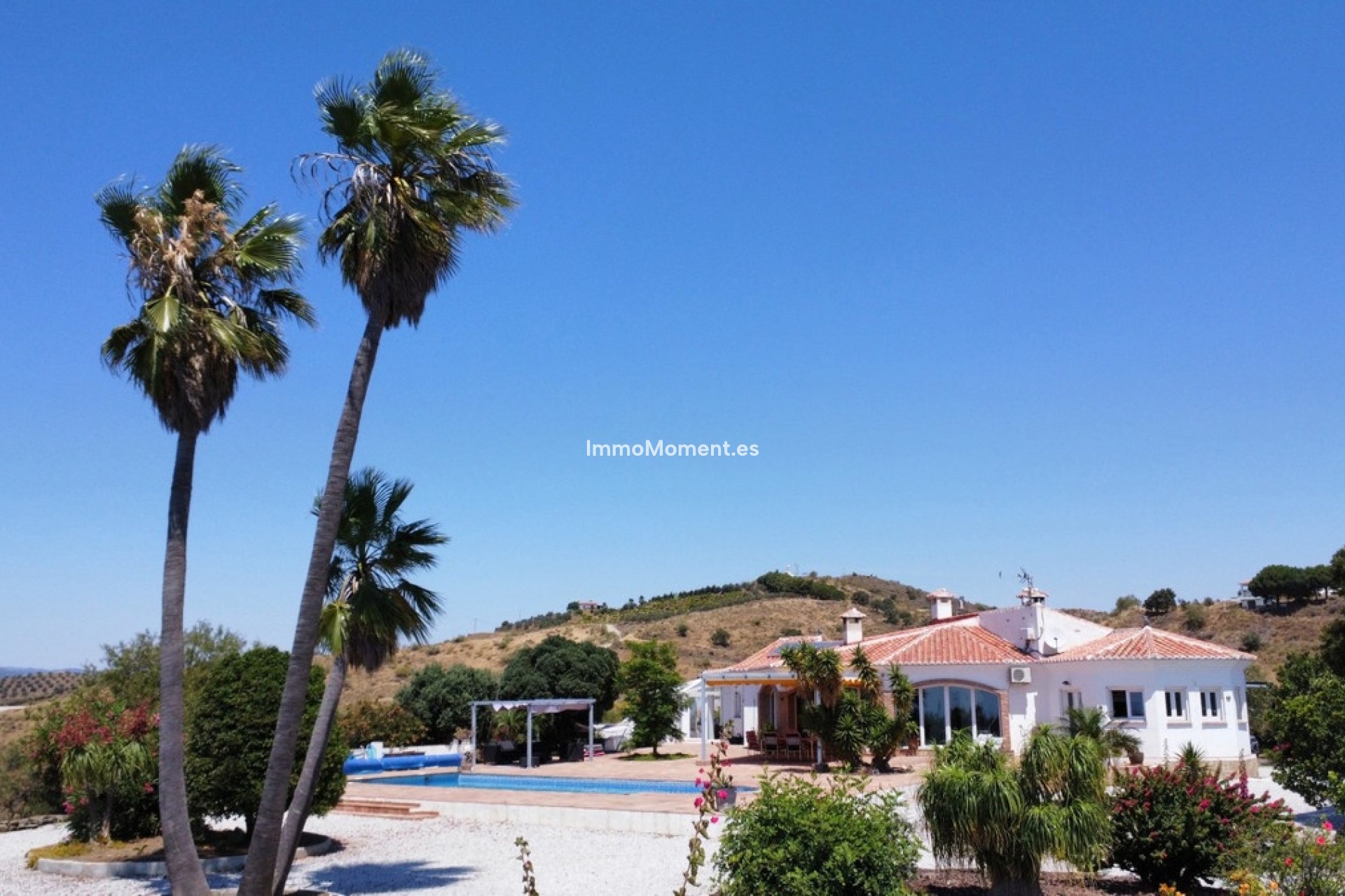 Reventa - Villa independiente - Málaga Este - El Trapiche