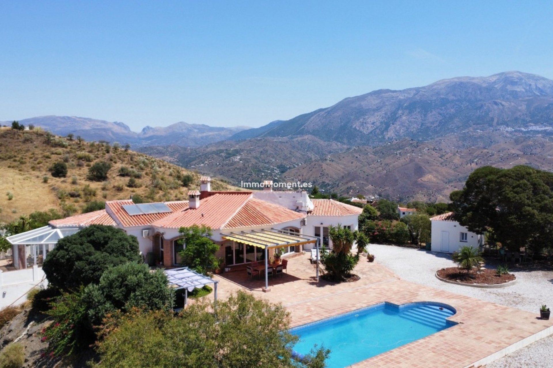 Reventa - Villa independiente - Málaga Este - El Trapiche