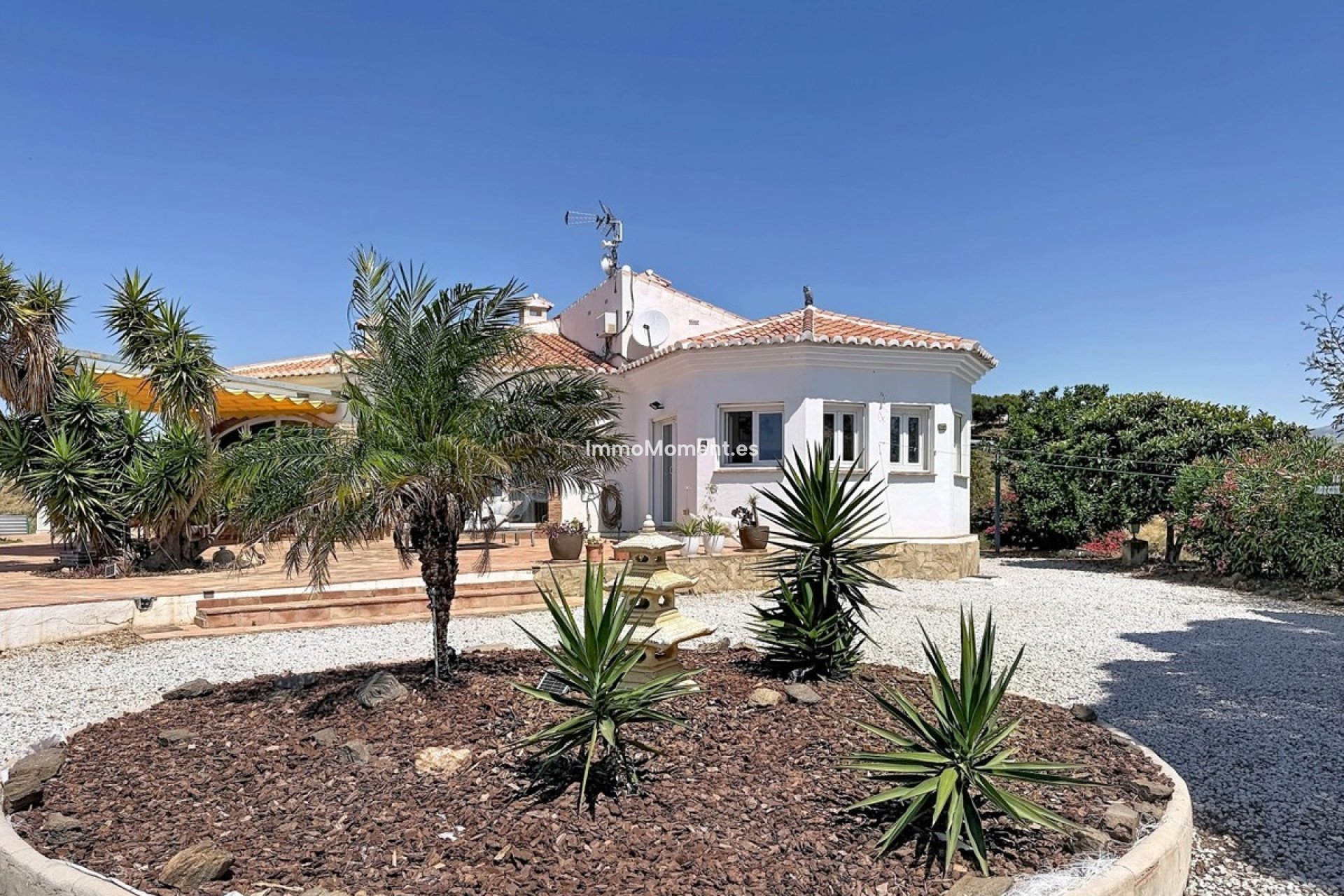 Reventa - Villa independiente - Málaga Este - El Trapiche