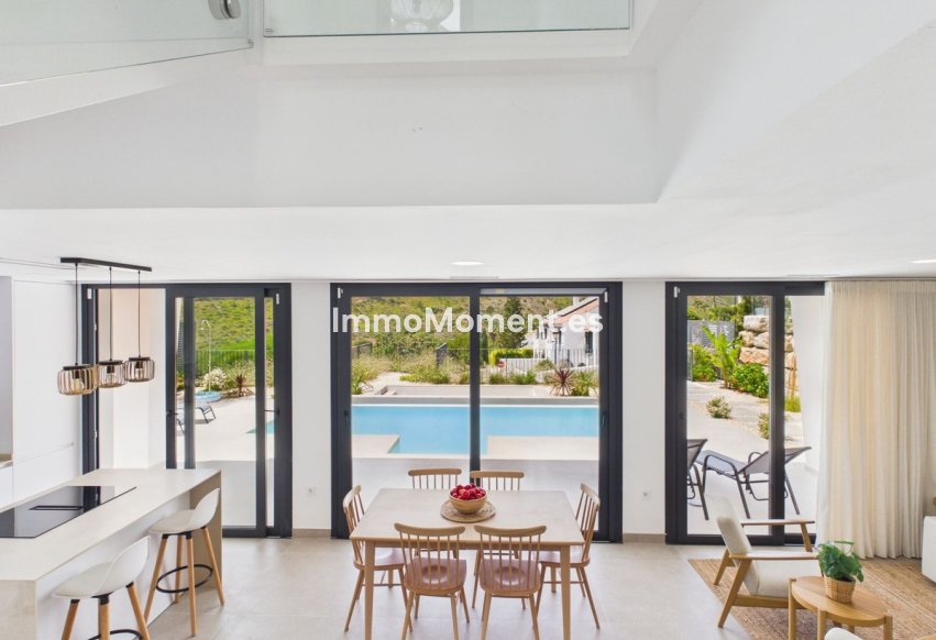 Reventa - Villa independiente - Manilva - La Duquesa