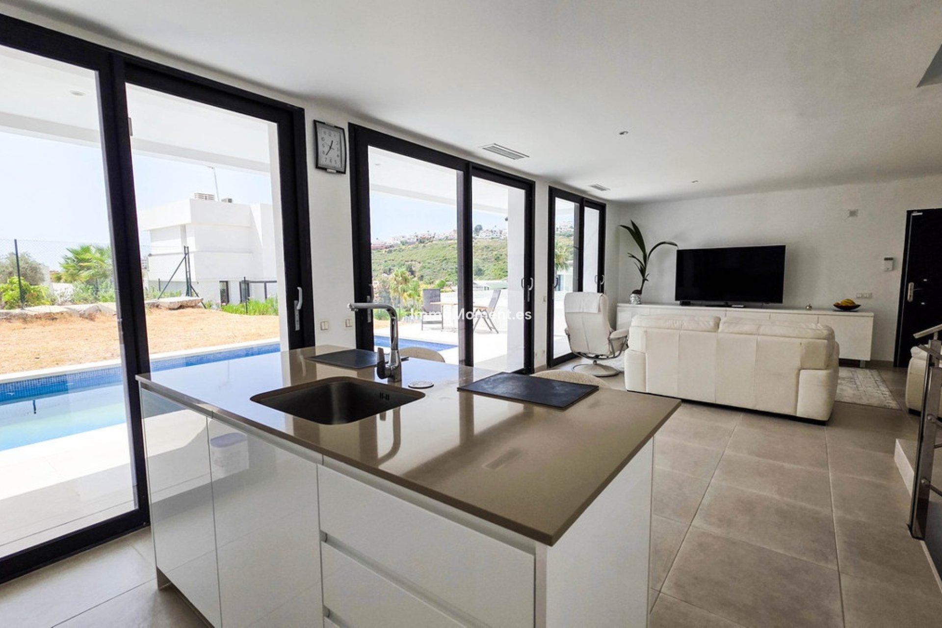Reventa - Villa independiente - Manilva - La Duquesa
