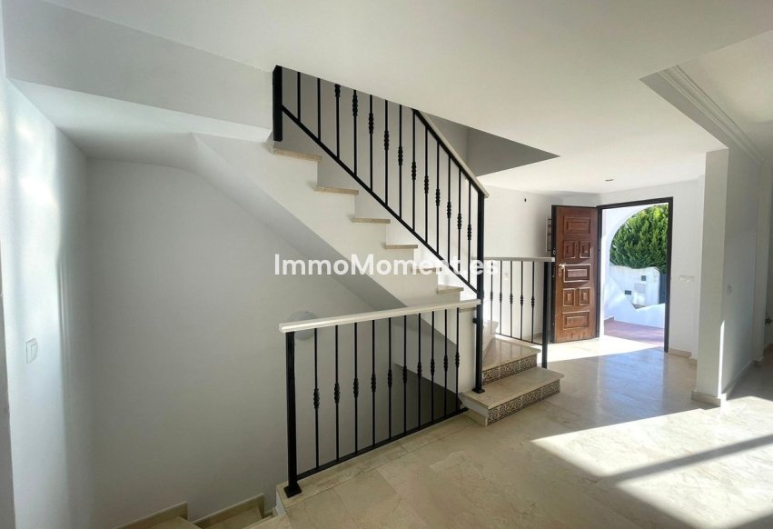 Reventa - Villa independiente - Manilva
