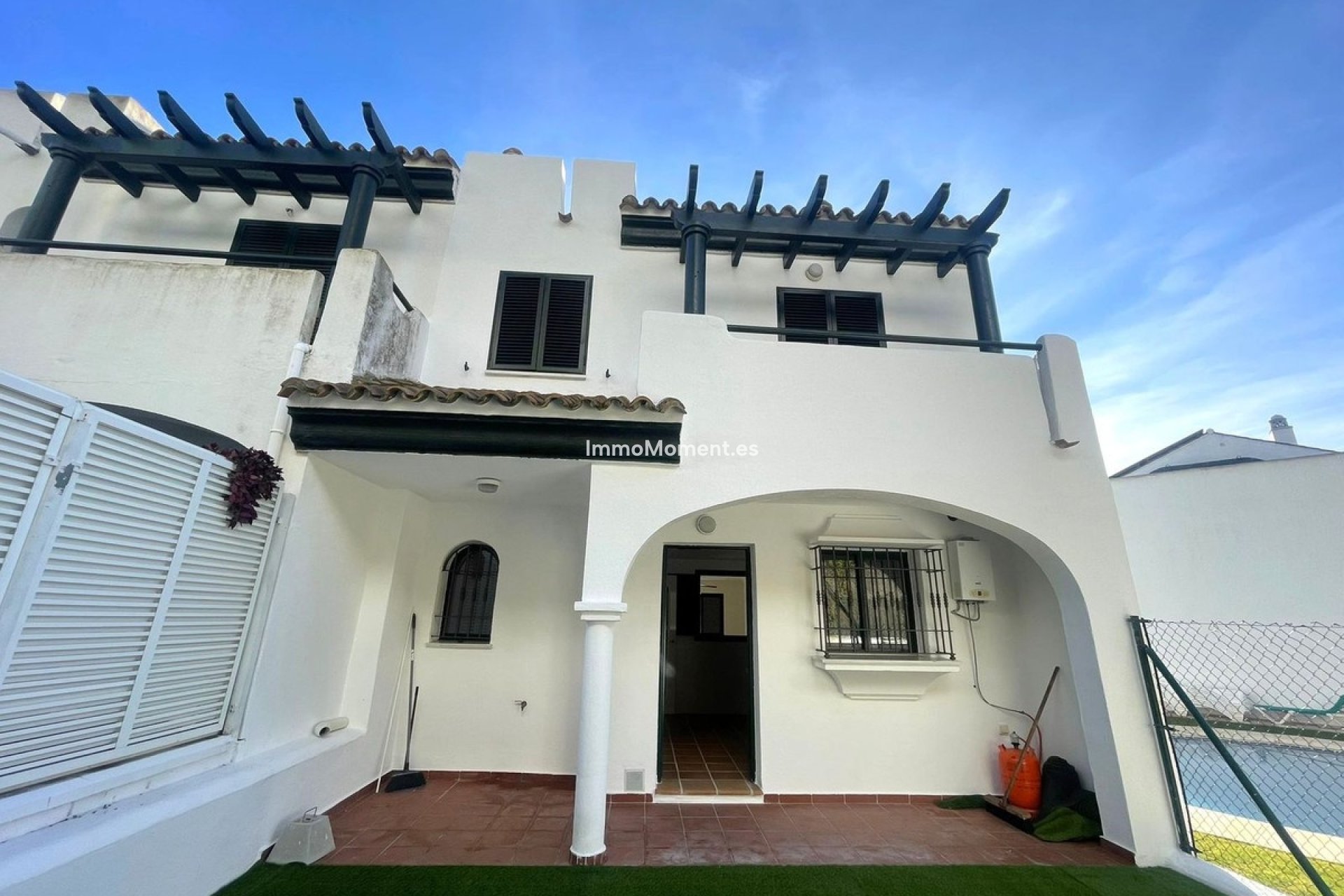 Reventa - Villa independiente - Manilva